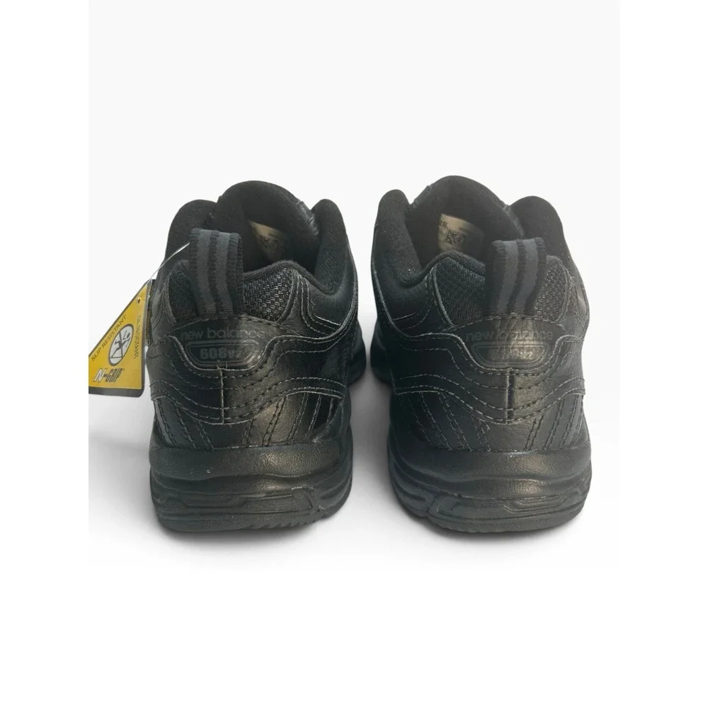 New Balance Men's 608 v2 MX608V2B Triple Black Leather Training Shoes Size 6.5 W